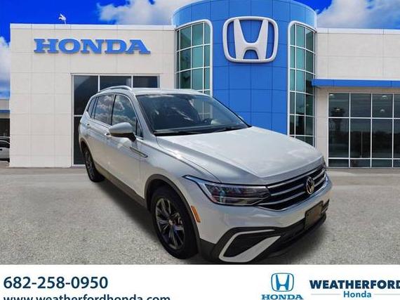 VOLKSWAGEN TIGUAN 4MOTION 2024 3VV2B7AX1RM029610 image VOLKSWAGEN TIGUAN 4MOTION 2024 3VV2B7AX1RM029610 image